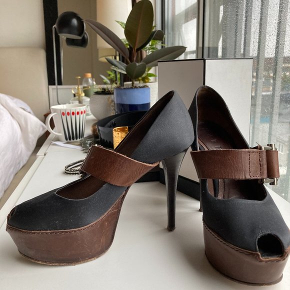 MARNI Satin Peep Toe Platform Pumps - Picture 1 of 5